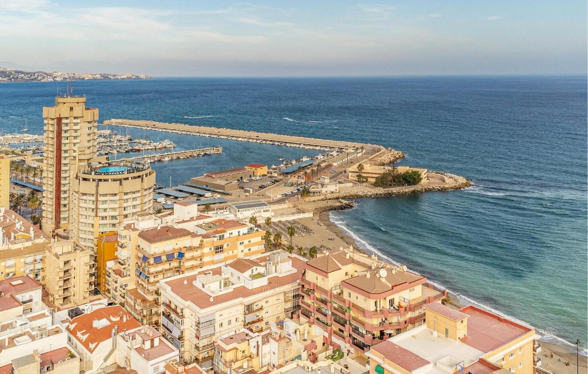 1 Bedroom Amazing In Fuengirola