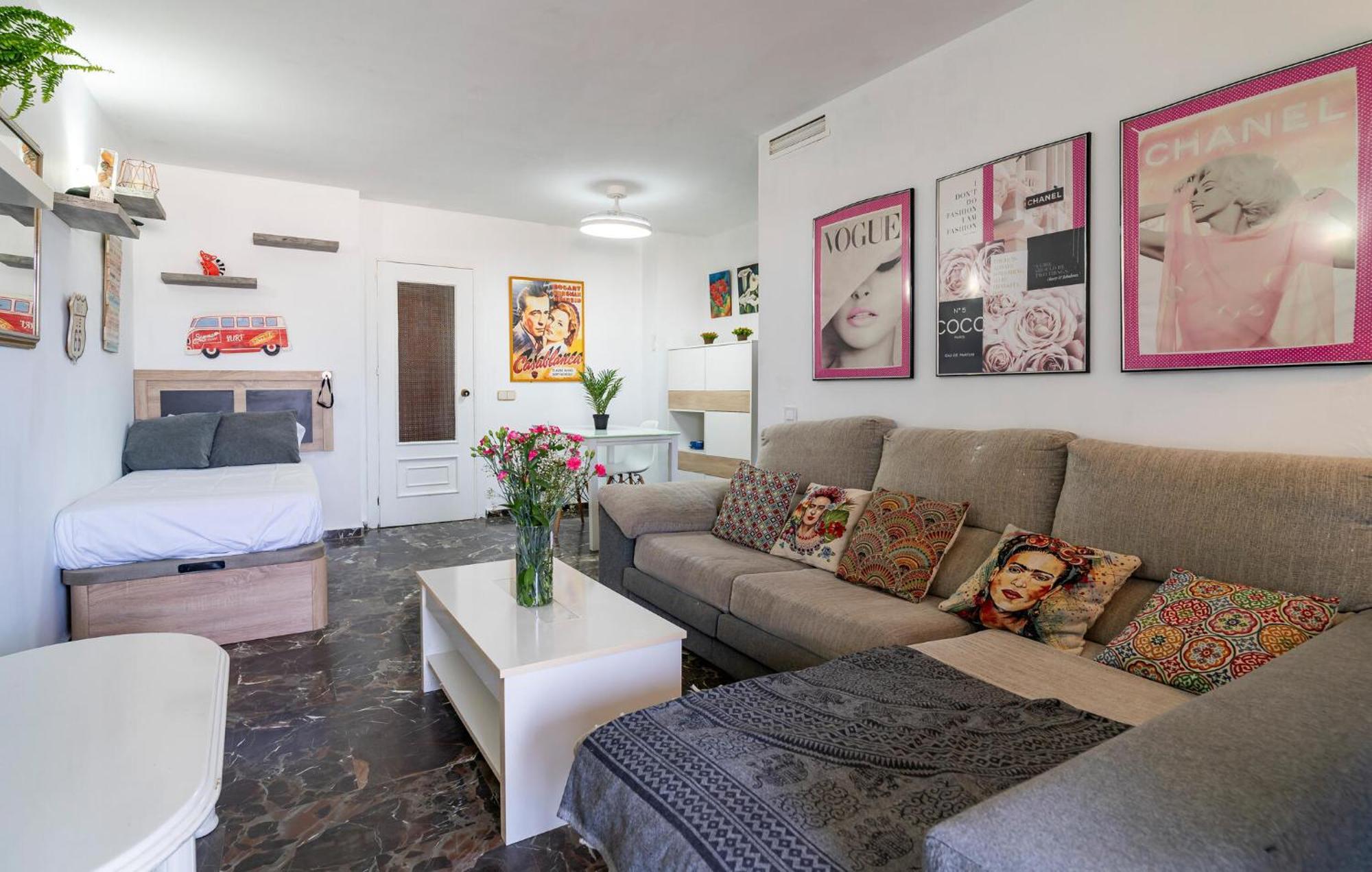 1 Bedroom Amazing In *